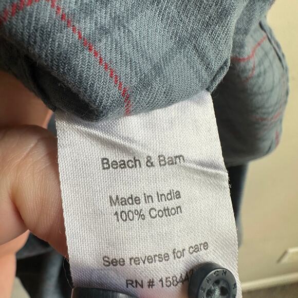 Beach & Barn Casual Long Sleeve Button Down Plaid Shirt Gray Blue - Picture 7 of 10